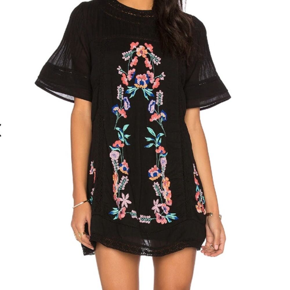 FREE PEOPLE Perfectly Victorian Floral Embroider Ruffle Sleeve Mini Dress S Boho